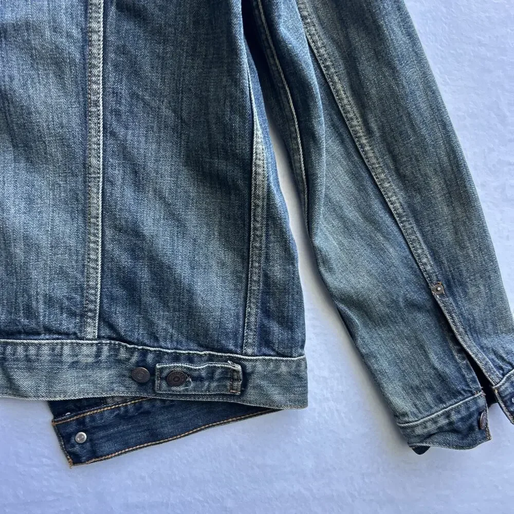 Levi's Premium Classic Denim Trucker Jacket Size XL 70589